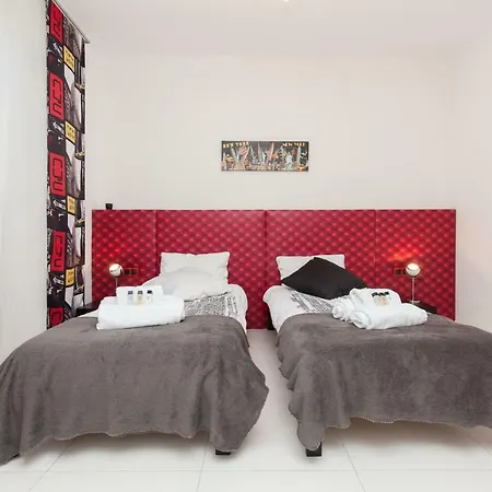 Manhattan 2 Pieces 3 Etoiles Lumineux Plein Centre A 5mn Des Plages Et Palais كان