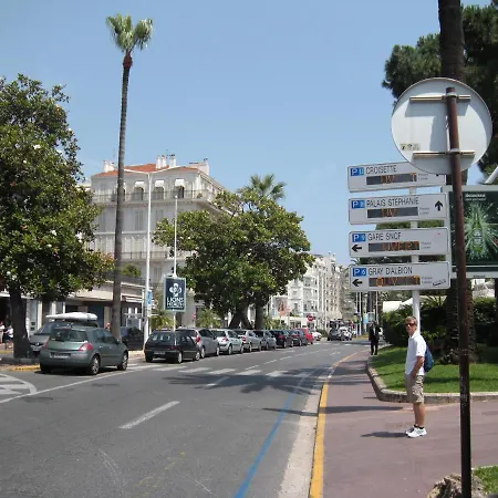 Apartment Manhattan 2 Pieces 3 Etoiles Lumineux Plein Centre A 5mn Des Plages Et Palais